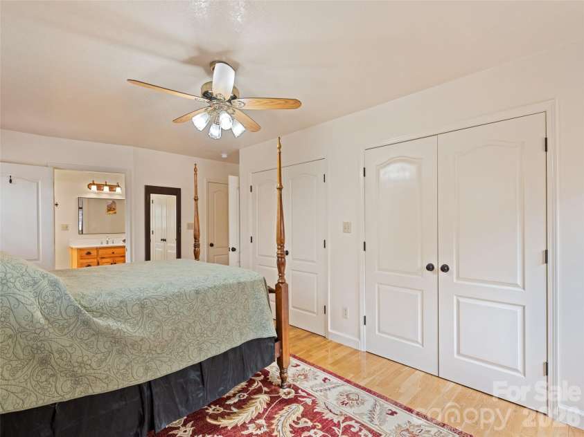 3975 Mountain Creek Road, Robbinsville, NC 28771.  MLS# CAR4329433, YatesRealty ID 7949. 