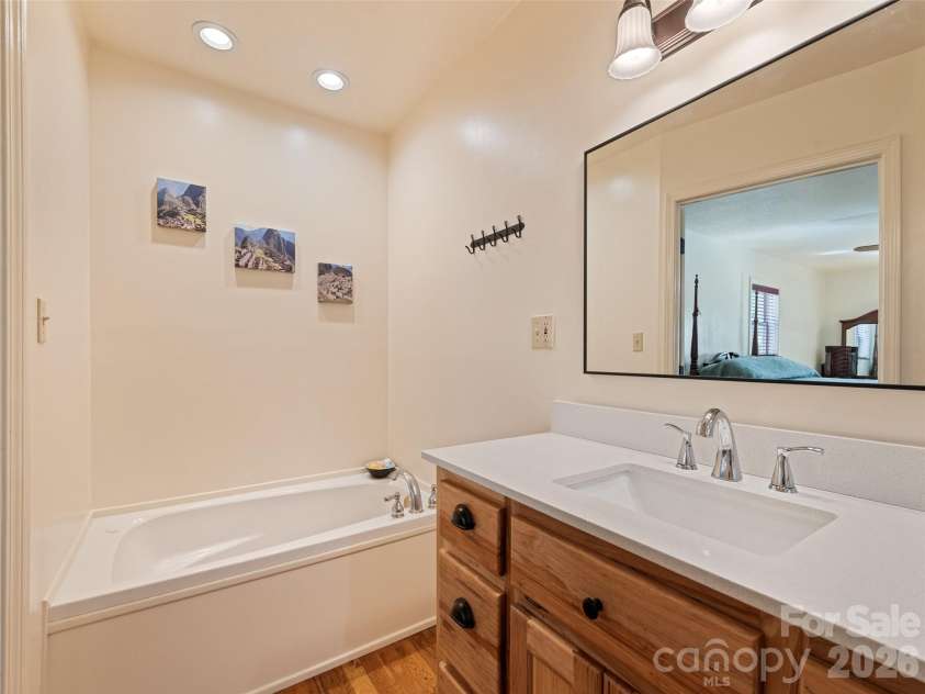 3975 Mountain Creek Road, Robbinsville, NC 28771.  MLS# CAR4329433, YatesRealty ID 7949. 