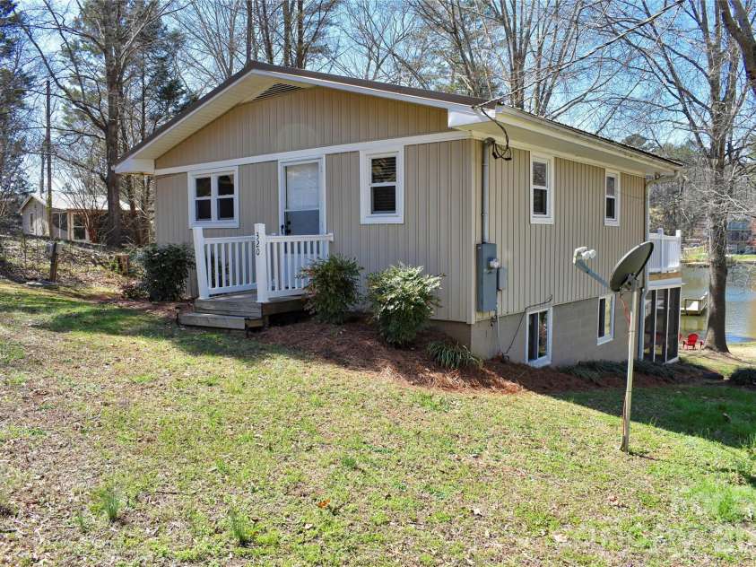 320 Pinehaven Drive, Badin Lake, NC 28127.  MLS# CAR4357128, YatesRealty ID 7951. 