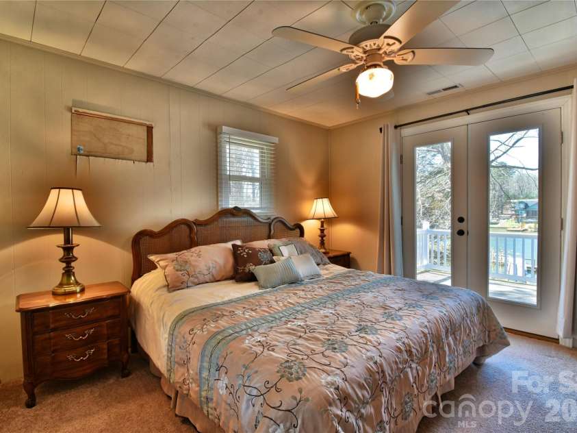 320 Pinehaven Drive, Badin Lake, NC 28127.  MLS# CAR4357128, YatesRealty ID 7951. 