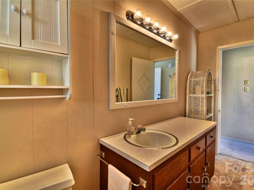 320 Pinehaven Drive, Badin Lake, NC 28127.  MLS# CAR4357128, YatesRealty ID 7951. 