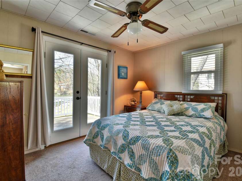 320 Pinehaven Drive, Badin Lake, NC 28127.  MLS# CAR4357128, YatesRealty ID 7951. 