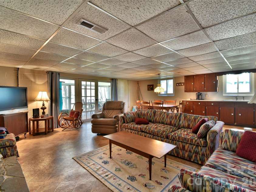 320 Pinehaven Drive, Badin Lake, NC 28127.  MLS# CAR4357128, YatesRealty ID 7951. 