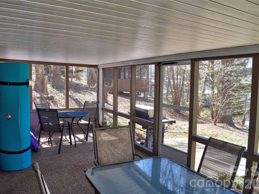 320 Pinehaven Drive, Badin Lake, NC 28127.  MLS# CAR4357128, YatesRealty ID 7951. 