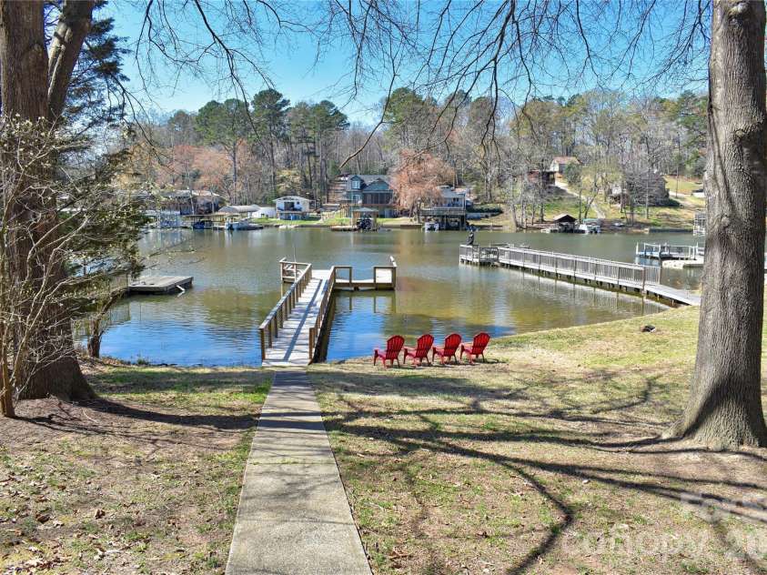 320 Pinehaven Drive, Badin Lake, NC 28127.  MLS# CAR4357128, YatesRealty ID 7951. 