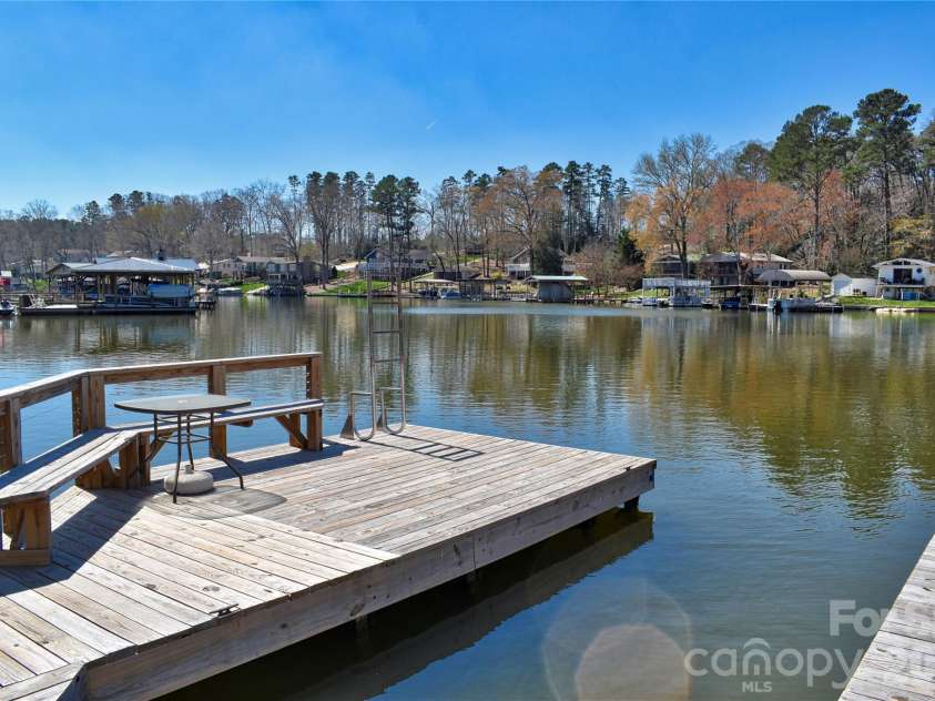 320 Pinehaven Drive, Badin Lake, NC 28127.  MLS# CAR4357128, YatesRealty ID 7951. 