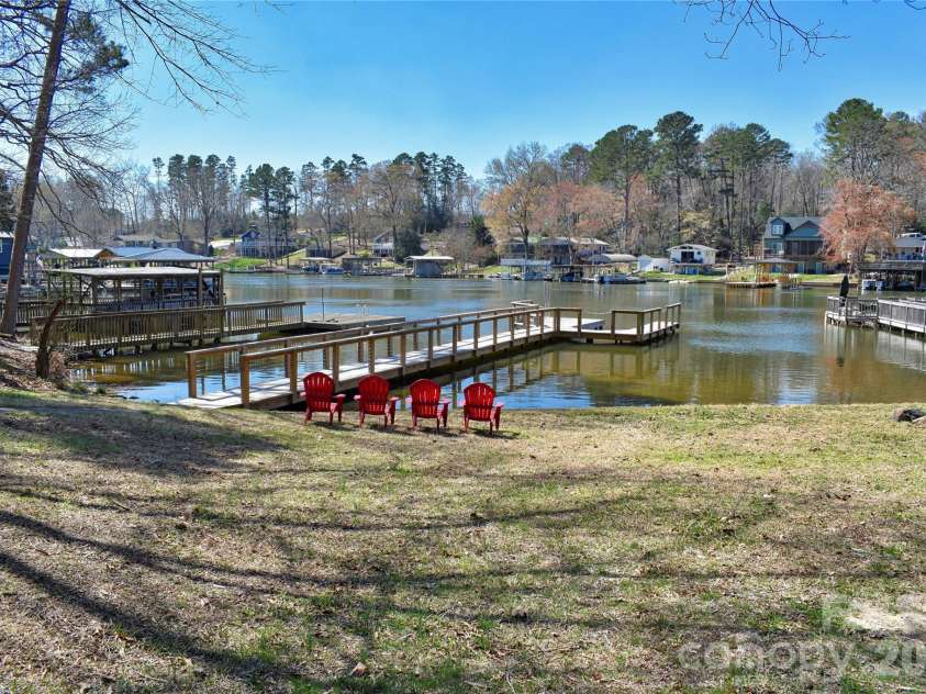 320 Pinehaven Drive, Badin Lake, NC 28127.  MLS# CAR4357128, YatesRealty ID 7951. 