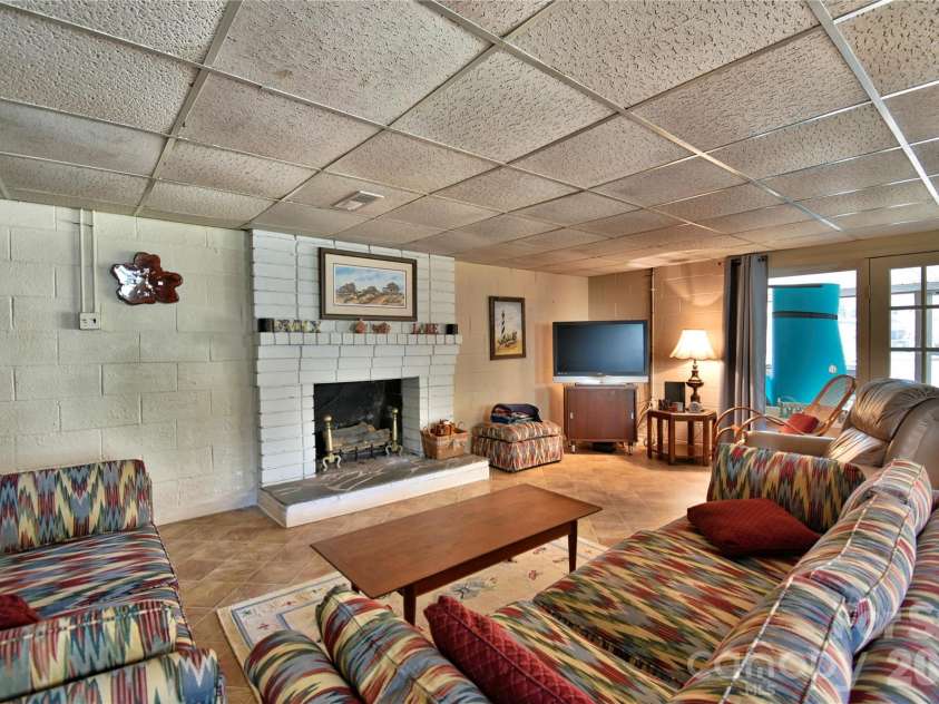 320 Pinehaven Drive, Badin Lake, NC 28127.  MLS# CAR4357128, YatesRealty ID 7951. 