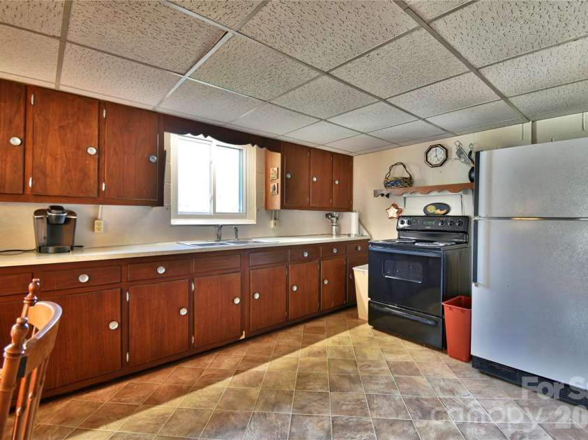 320 Pinehaven Drive, Badin Lake, NC 28127.  MLS# CAR4357128, YatesRealty ID 7951. 