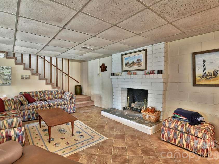 320 Pinehaven Drive, Badin Lake, NC 28127.  MLS# CAR4357128, YatesRealty ID 7951. 
