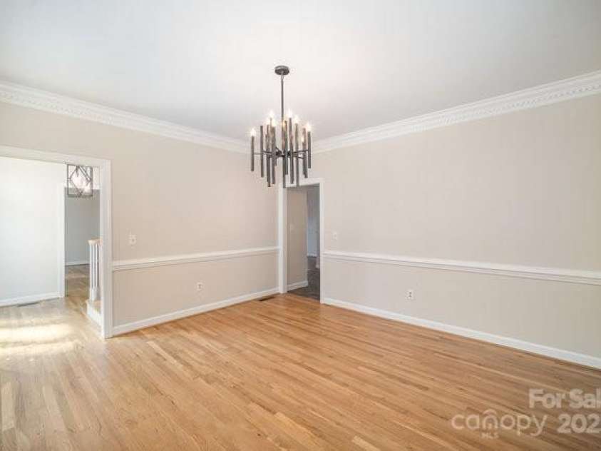 4421 3rd Street, Hickory, NC 28601.  MLS# CAR4232645, YatesRealty ID 7951. 