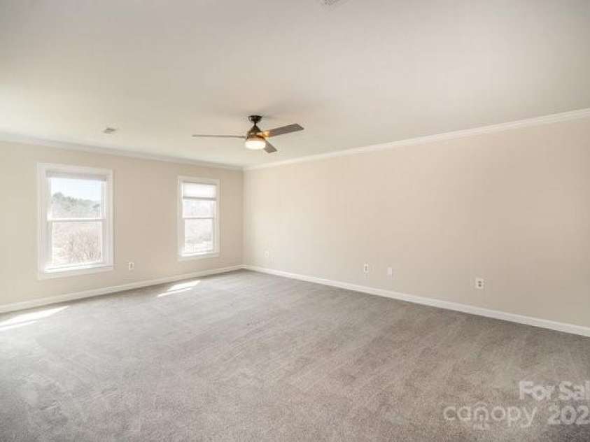 4421 3rd Street, Hickory, NC 28601.  MLS# CAR4232645, YatesRealty ID 7951. 