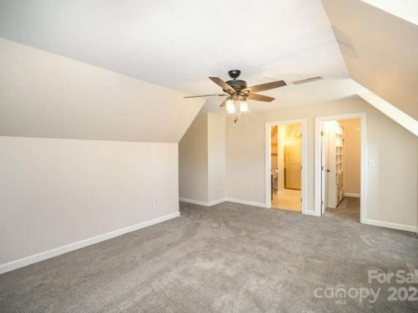 4421 3rd Street, Hickory, NC 28601.  MLS# CAR4232645, YatesRealty ID 7951. 