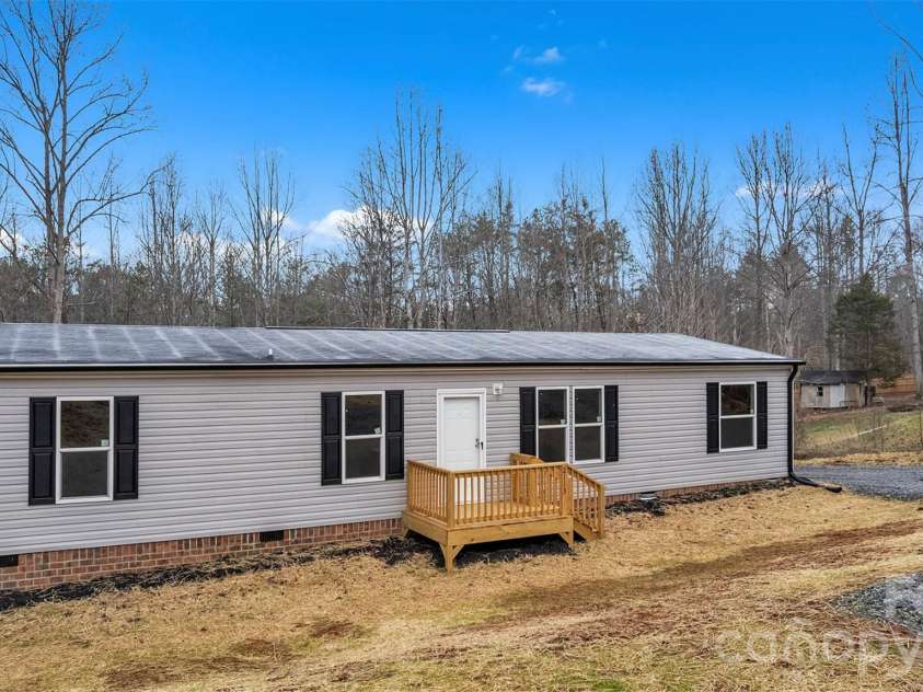 2113 Green Haven Court, Morganton, NC 28655.  MLS# CAR4337426, YatesRealty ID 7953. 