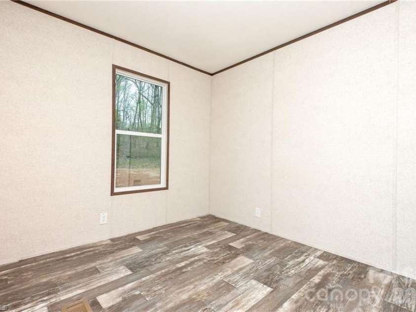 2113 Green Haven Court, Morganton, NC 28655.  MLS# CAR4337426, YatesRealty ID 7953. 
