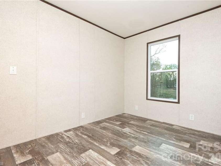 2113 Green Haven Court, Morganton, NC 28655.  MLS# CAR4337426, YatesRealty ID 7953. 