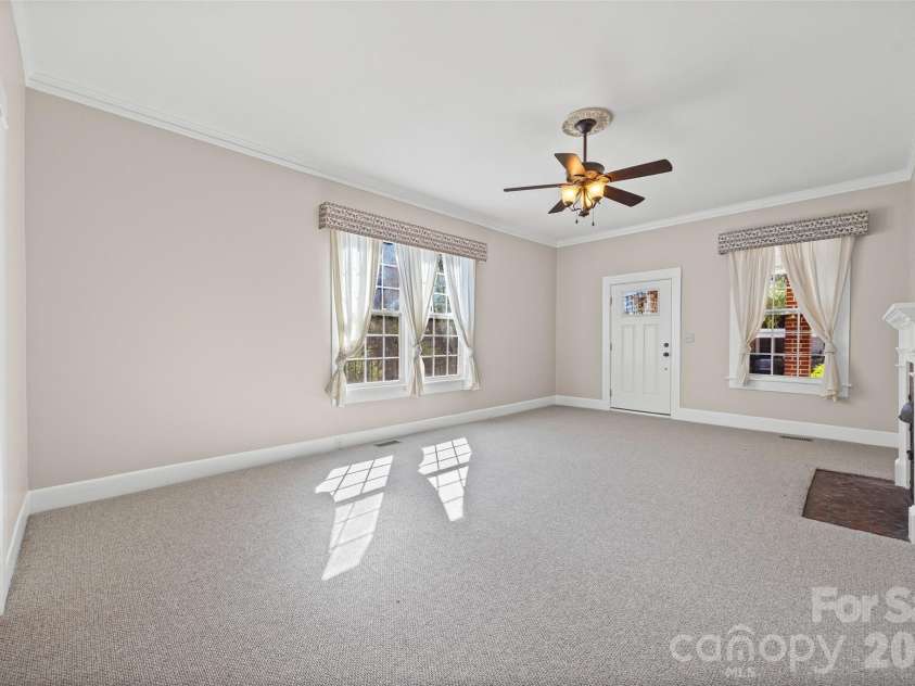 105 Foote Street, Chester, SC 29706.  MLS# CAR4318418, YatesRealty ID 7955. 