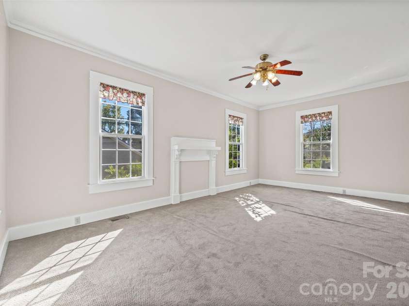 105 Foote Street, Chester, SC 29706.  MLS# CAR4318418, YatesRealty ID 7955. 