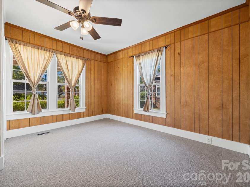 105 Foote Street, Chester, SC 29706.  MLS# CAR4318418, YatesRealty ID 7955. 