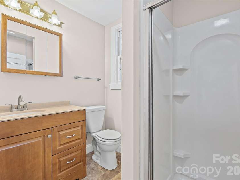 105 Foote Street, Chester, SC 29706.  MLS# CAR4318418, YatesRealty ID 7955. 
