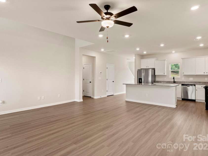 7110 Jerimoth Drive, Charlotte, NC 28215.  MLS# CAR4240461, YatesRealty ID 7955. Digital image similar