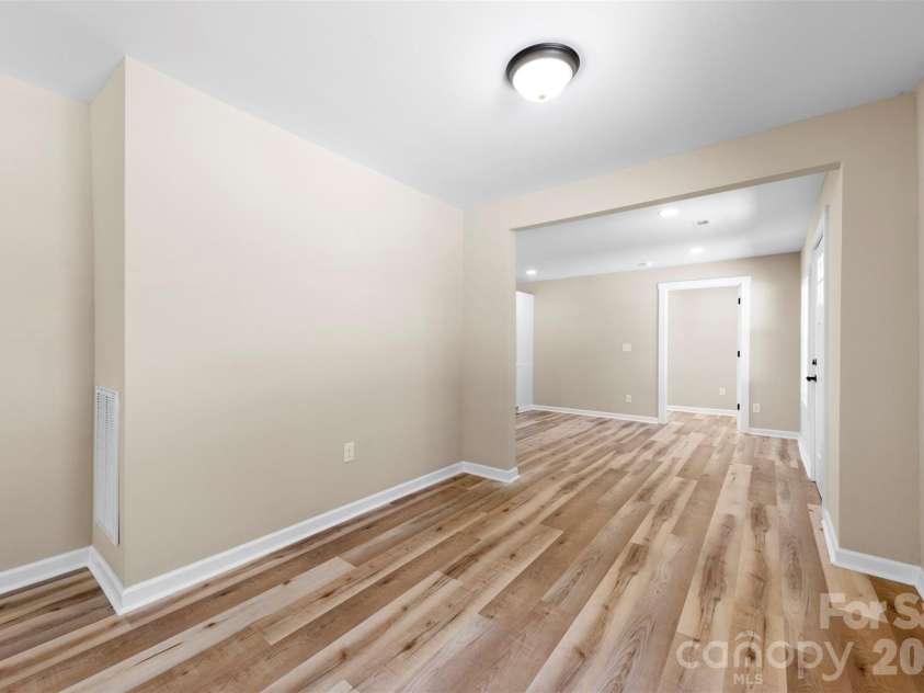 120 Center Street, Kings Mountain, NC 28086.  MLS# CAR4297199, YatesRealty ID 7956. 