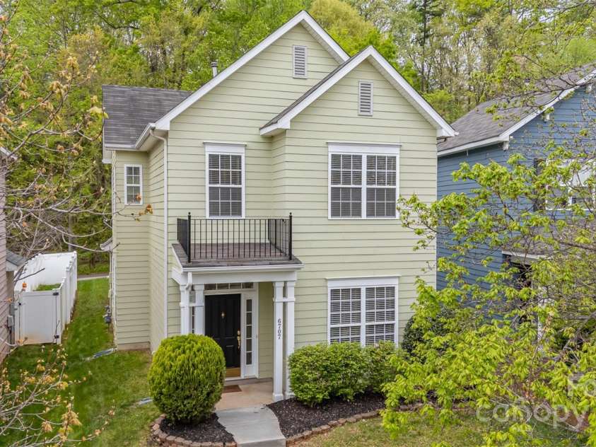 6707 Dunton Street, Huntersville, NC 28078.  MLS# CAR4245731, YatesRealty ID 7956. 