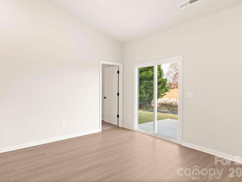 3505 Saddlebred Drive, Gastonia, NC 28052.  MLS# CAR4342138, YatesRealty ID 7957. 