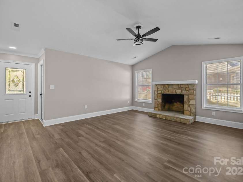 2912 Peachwood Court, Fort Mill, SC 29715.  MLS# CAR4312420, YatesRealty ID 796. 