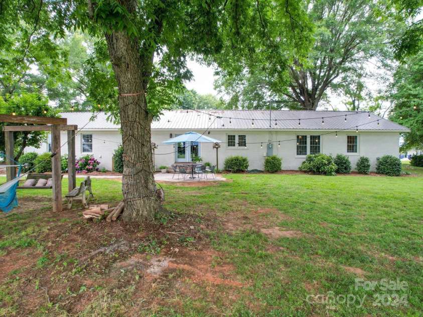 8909 Highway 218 Highway, Marshville, NC 28103.  MLS# CAR4189547, YatesRealty ID 7961. 