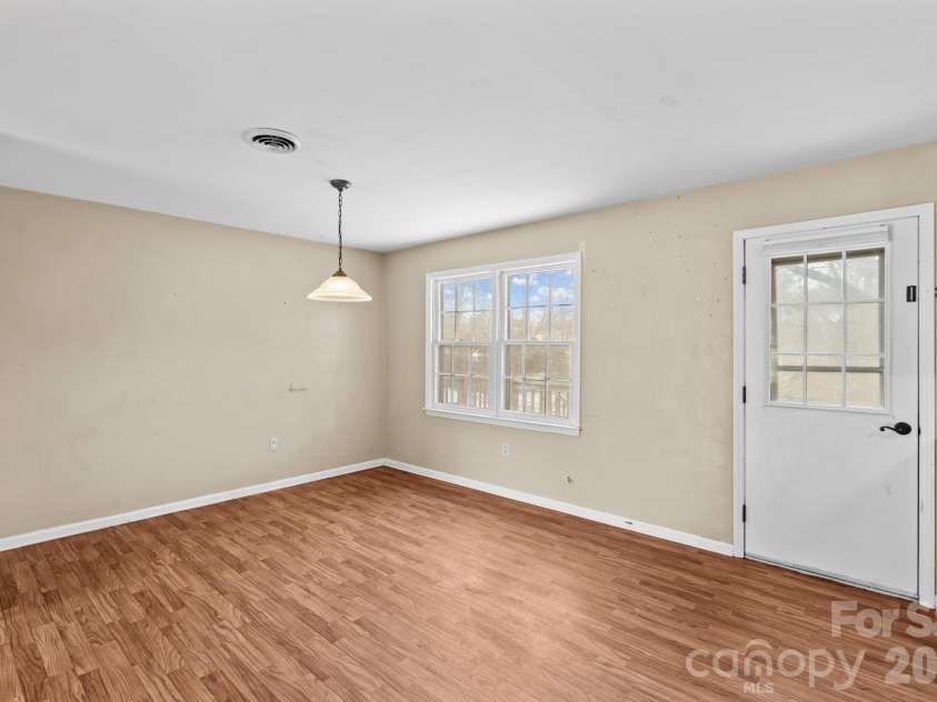 535 Log Barn Road, Salisbury, NC 28146.  MLS# CAR4340746, YatesRealty ID 7962. 