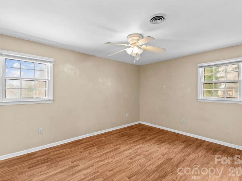 535 Log Barn Road, Salisbury, NC 28146.  MLS# CAR4340746, YatesRealty ID 7962. 