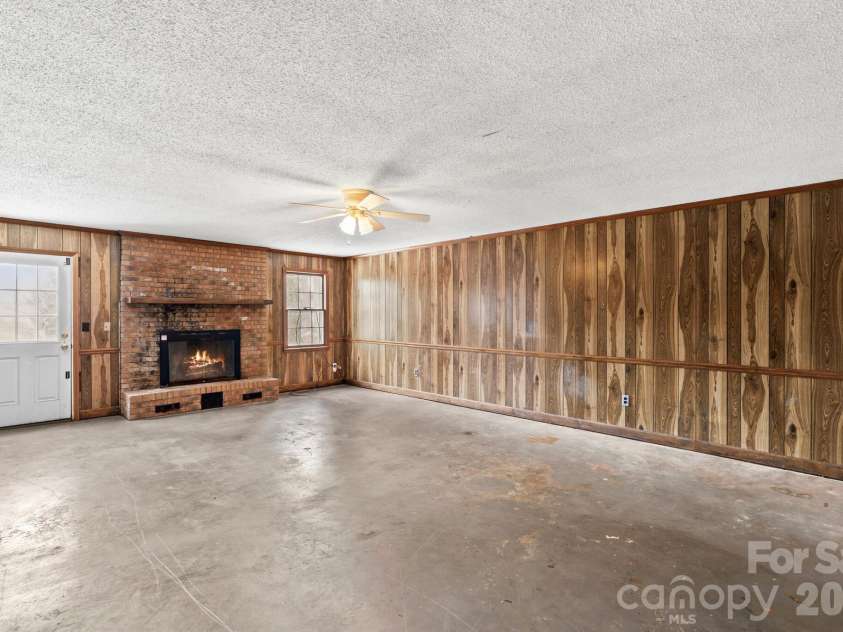 535 Log Barn Road, Salisbury, NC 28146.  MLS# CAR4340746, YatesRealty ID 7962. 