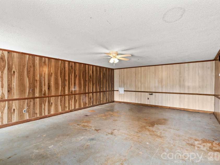 535 Log Barn Road, Salisbury, NC 28146.  MLS# CAR4340746, YatesRealty ID 7962. 