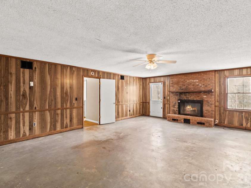 535 Log Barn Road, Salisbury, NC 28146.  MLS# CAR4340746, YatesRealty ID 7962. 