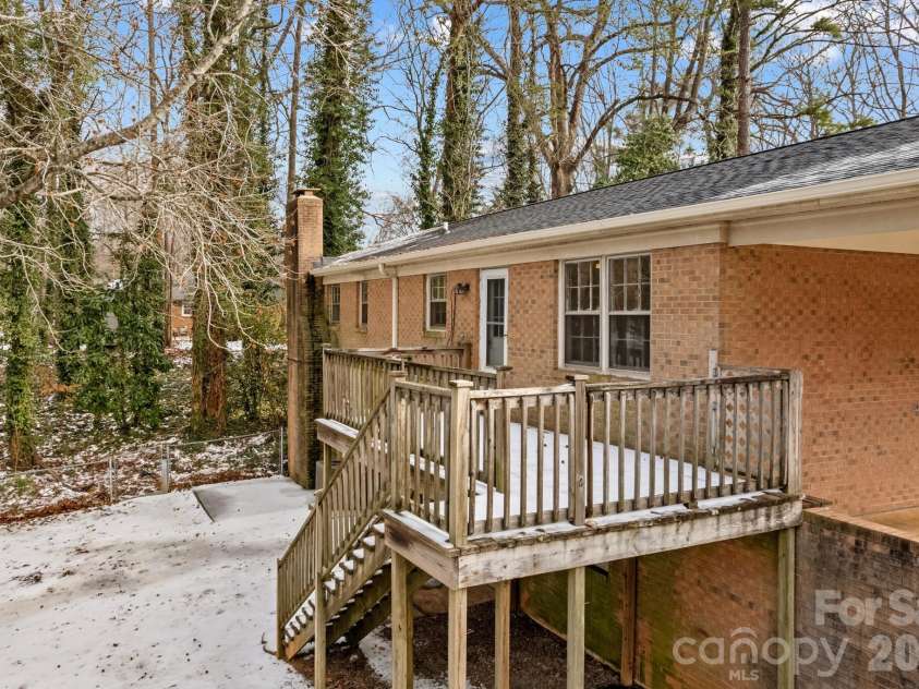 535 Log Barn Road, Salisbury, NC 28146.  MLS# CAR4340746, YatesRealty ID 7962. 