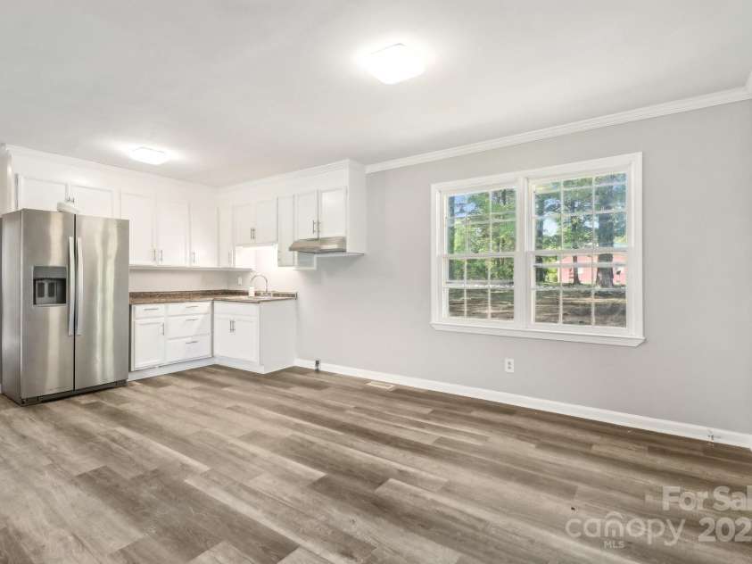 1725 Feature Road, Lancaster, SC 29720.  MLS# CAR4181125, YatesRealty ID 7963. 