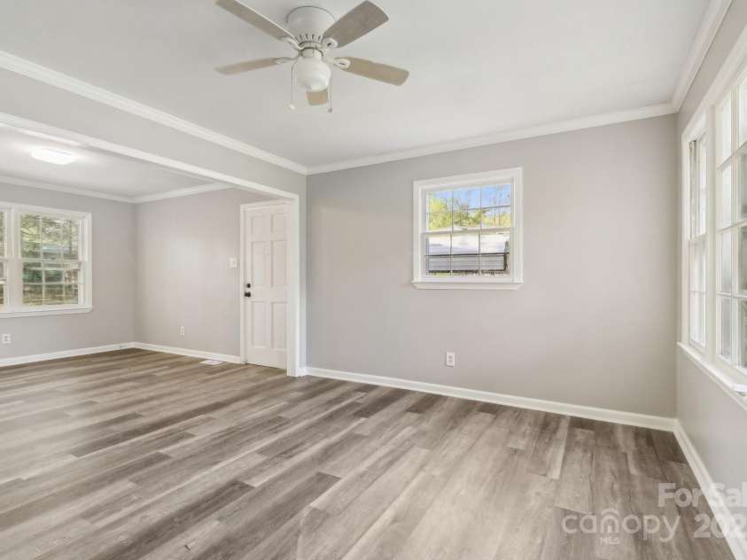 1725 Feature Road, Lancaster, SC 29720.  MLS# CAR4181125, YatesRealty ID 7963. 