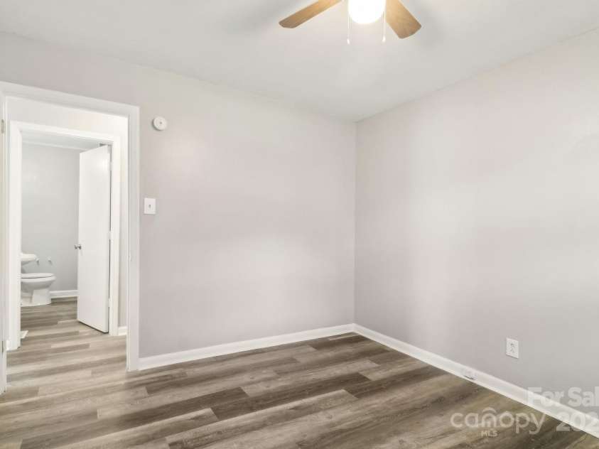 1725 Feature Road, Lancaster, SC 29720.  MLS# CAR4181125, YatesRealty ID 7963. 