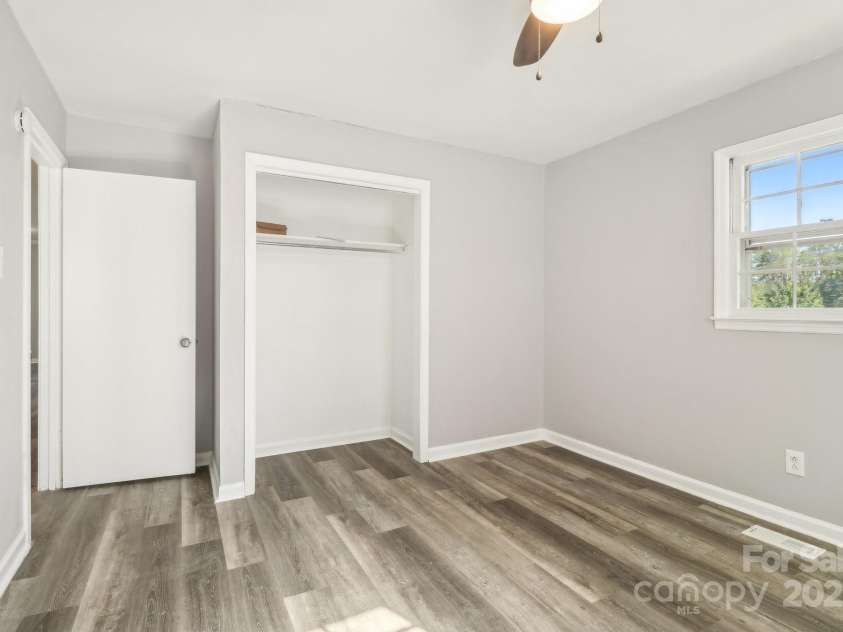 1725 Feature Road, Lancaster, SC 29720.  MLS# CAR4181125, YatesRealty ID 7963. 