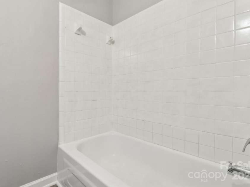 1725 Feature Road, Lancaster, SC 29720.  MLS# CAR4181125, YatesRealty ID 7963. 