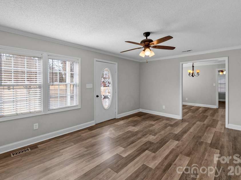 391 Phillipstown Road, Kershaw, SC 29067.  MLS# CAR4342729, YatesRealty ID 7963. 