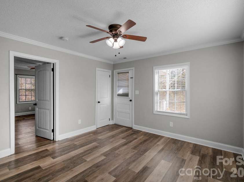 391 Phillipstown Road, Kershaw, SC 29067.  MLS# CAR4342729, YatesRealty ID 7963. 