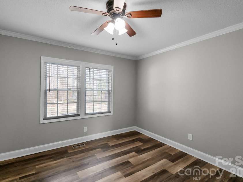 391 Phillipstown Road, Kershaw, SC 29067.  MLS# CAR4342729, YatesRealty ID 7963. 