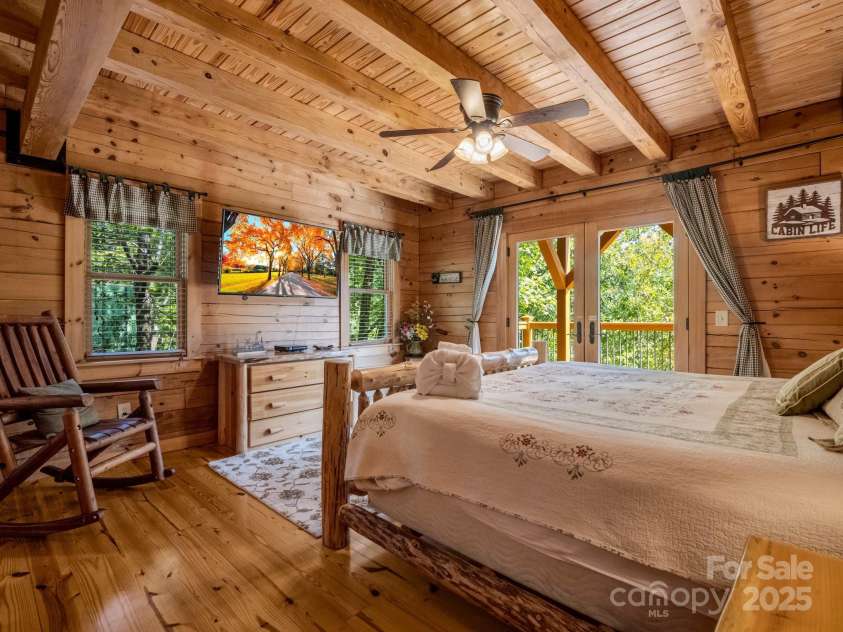 219 Highland Heights, Lake Lure, NC 28746.  MLS# CAR4172812, YatesRealty ID 7964. 