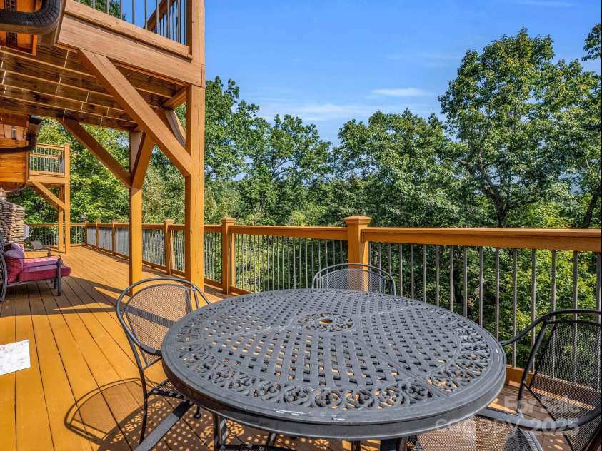 219 Highland Heights, Lake Lure, NC 28746.  MLS# CAR4172812, YatesRealty ID 7964. 