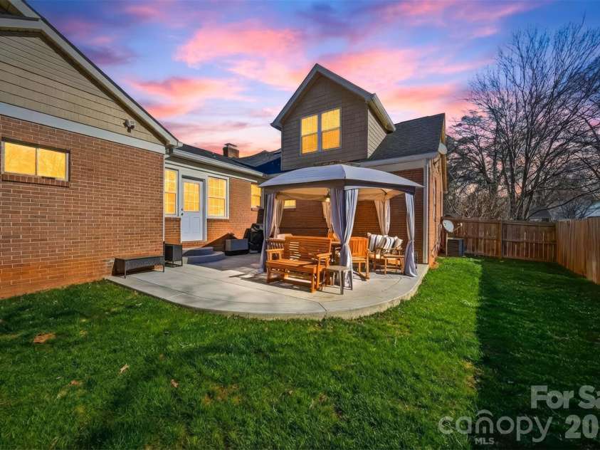 1002 Brady Avenue, Newton, NC 28658.  MLS# CAR4337906, YatesRealty ID 7965. 