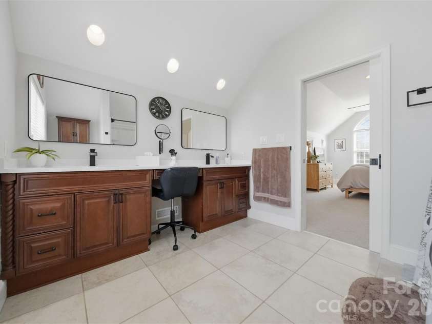 1002 Brady Avenue, Newton, NC 28658.  MLS# CAR4337906, YatesRealty ID 7965. Primary Bath Ensuite