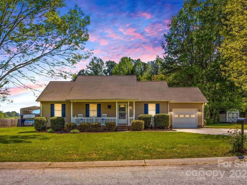 140 Hazelwood Drive, Rockwell, NC 28138.  MLS# CAR4247251, YatesRealty ID 7966. 