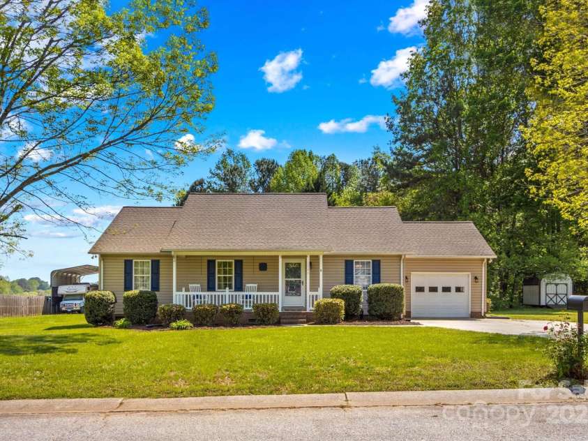 140 Hazelwood Drive, Rockwell, NC 28138.  MLS# CAR4247251, YatesRealty ID 7966. 